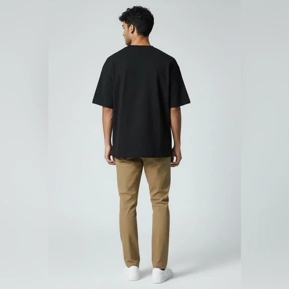 Hugo Boss Men's Black Gloss Logo T-shirt in Pima Cotton - Picture 2 of 7